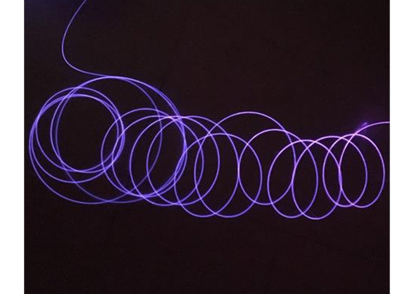 SINGLE SIDE GLOW EMITTING FIBER